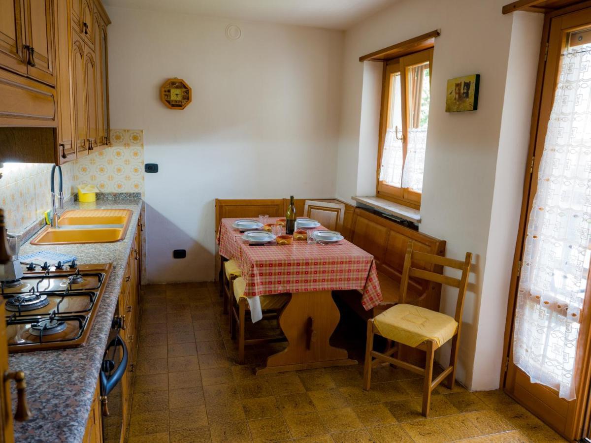 Appartamento Ai Piedi Del Gran Paradiso Saint-Pierre Bagian luar foto